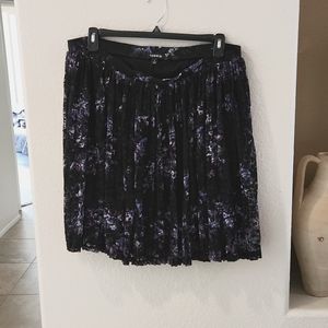Black lace skirt with elastic waist band.  Made by Torrid. Size 1, or size XL.